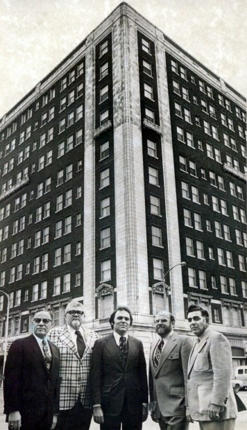 Blackhawk Hotel: Exterior 1/28/1975